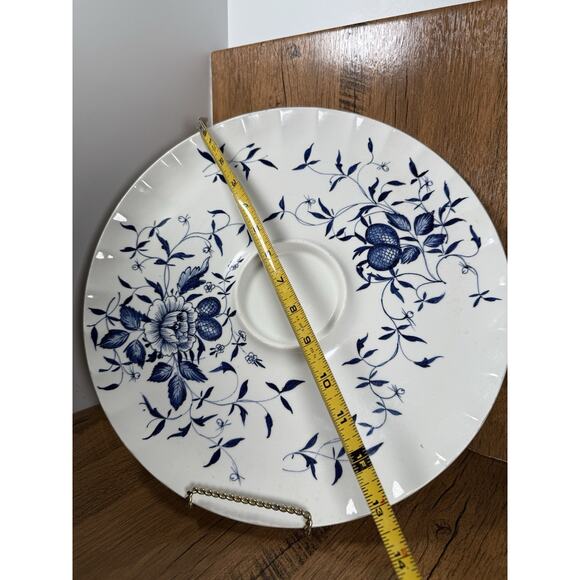 blue and white porcelain Plate Chip Dip Blue Onion Appetizer Plate - Picture 2 of 3